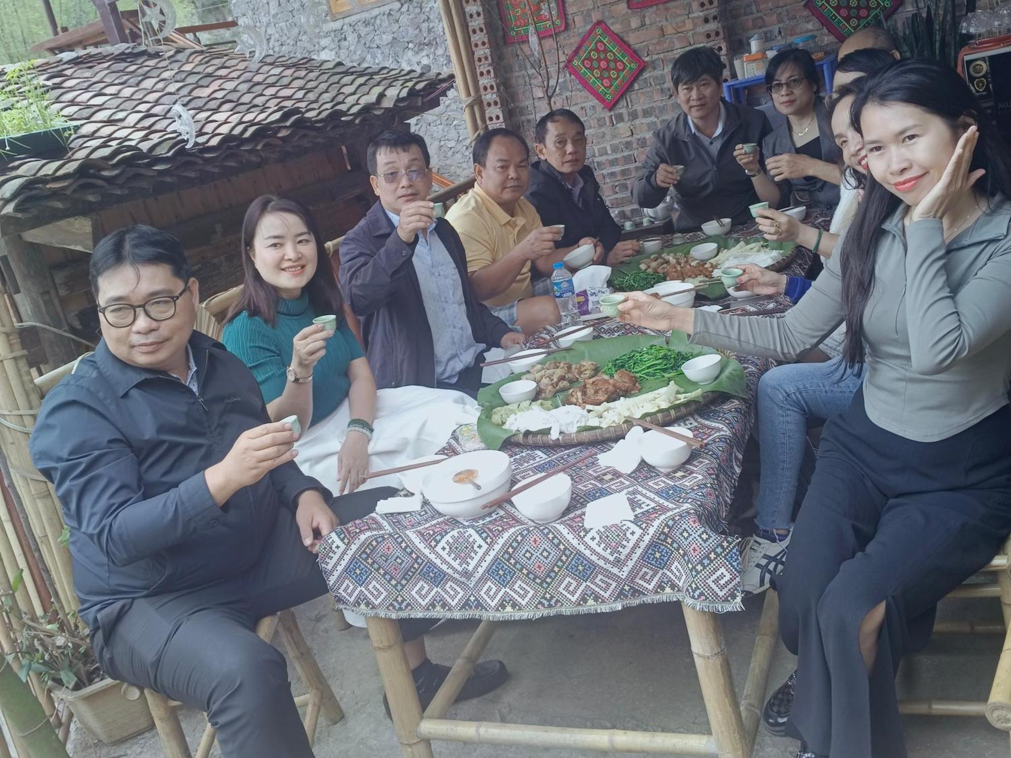 Quang Thuan Ban Gioc Homestay Cao Bang Exterior foto